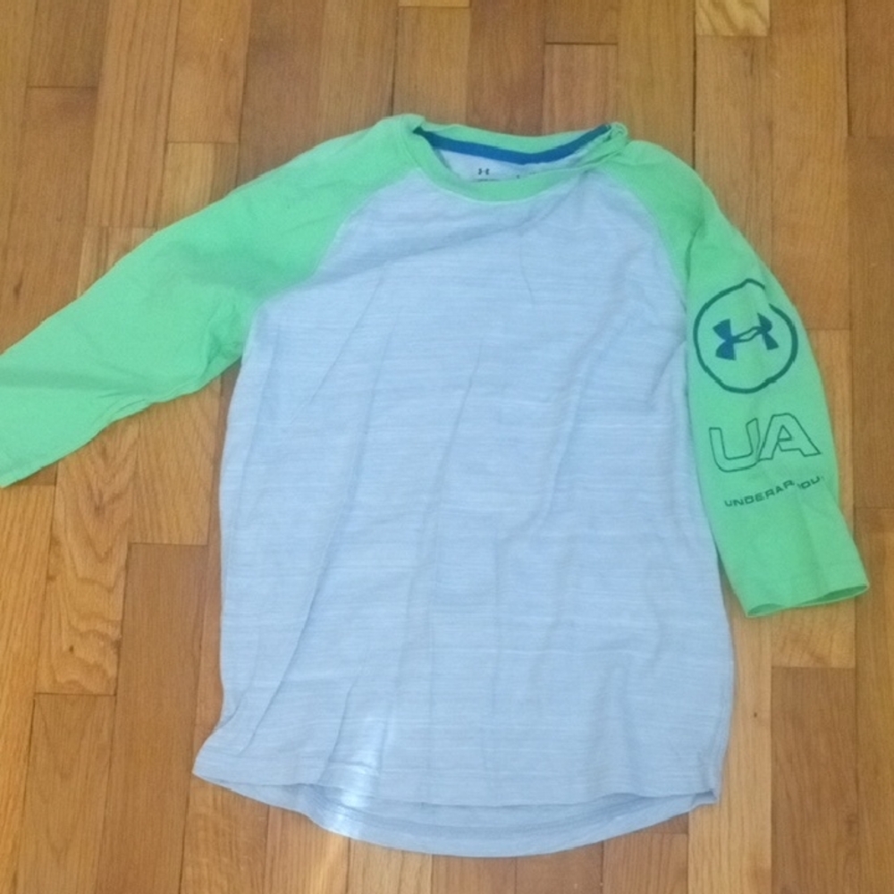 boys youth medium Under Armour baseball tee - Picture 1 of 1